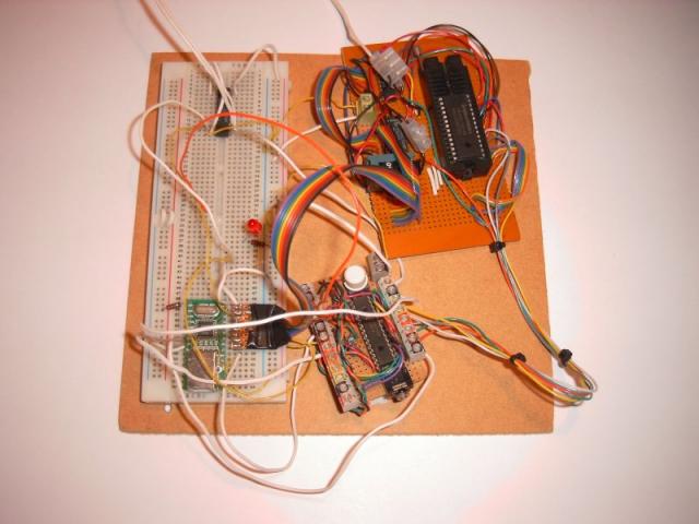 Image of the EEPROM programmer